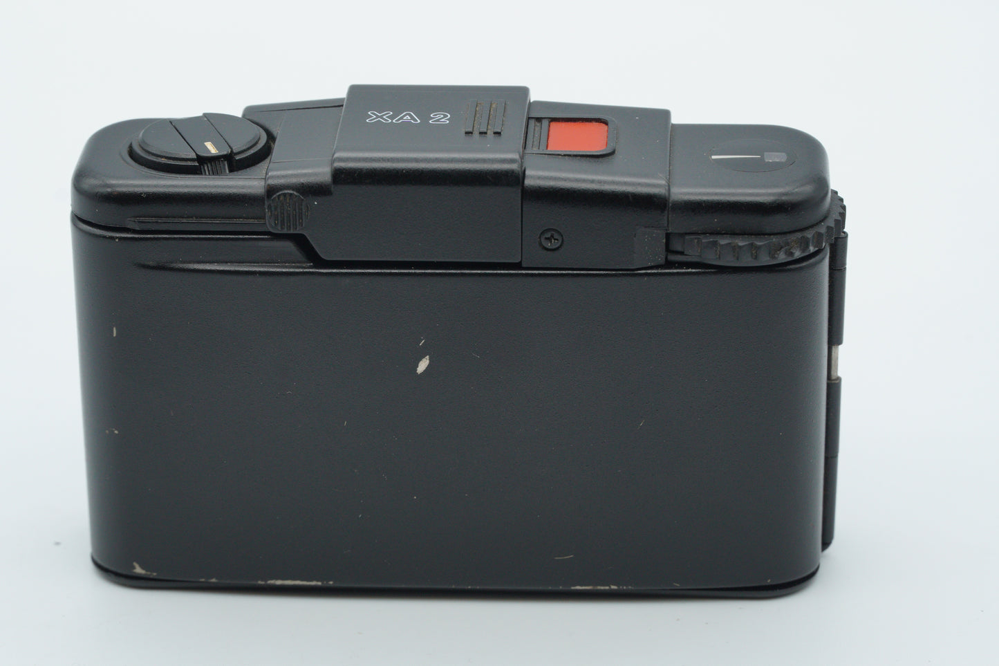 Olympus XA2 – Iconic Compact 35mm Film Camera