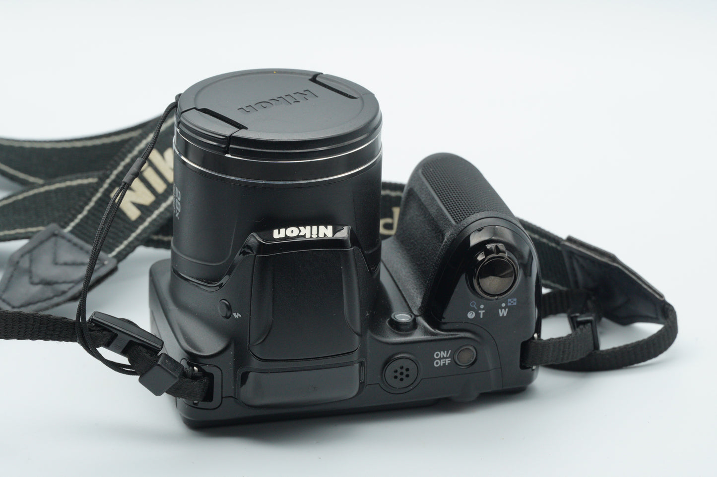 Nikon L340