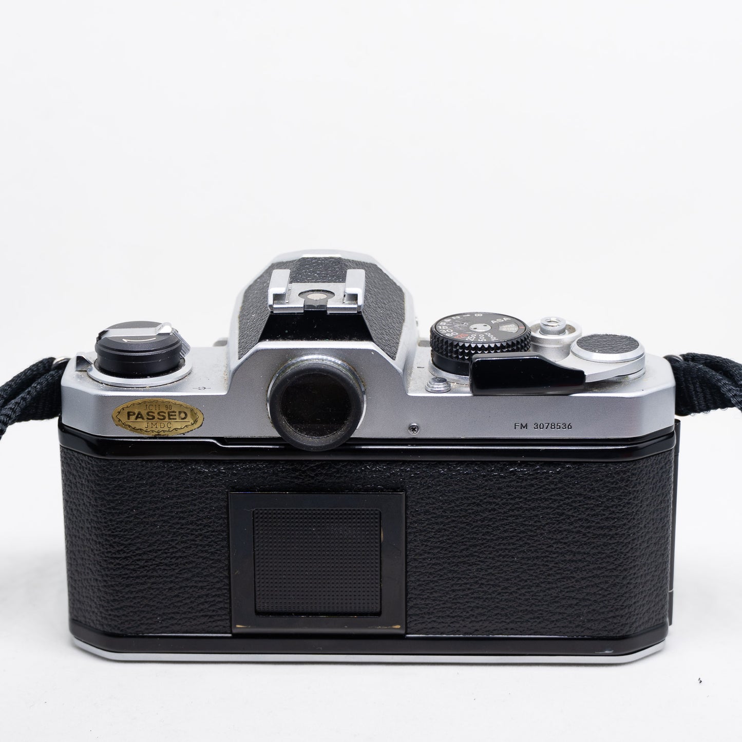 Nikon FM – 35mm SLR Film Camera with 50mm f/1.8 Lens