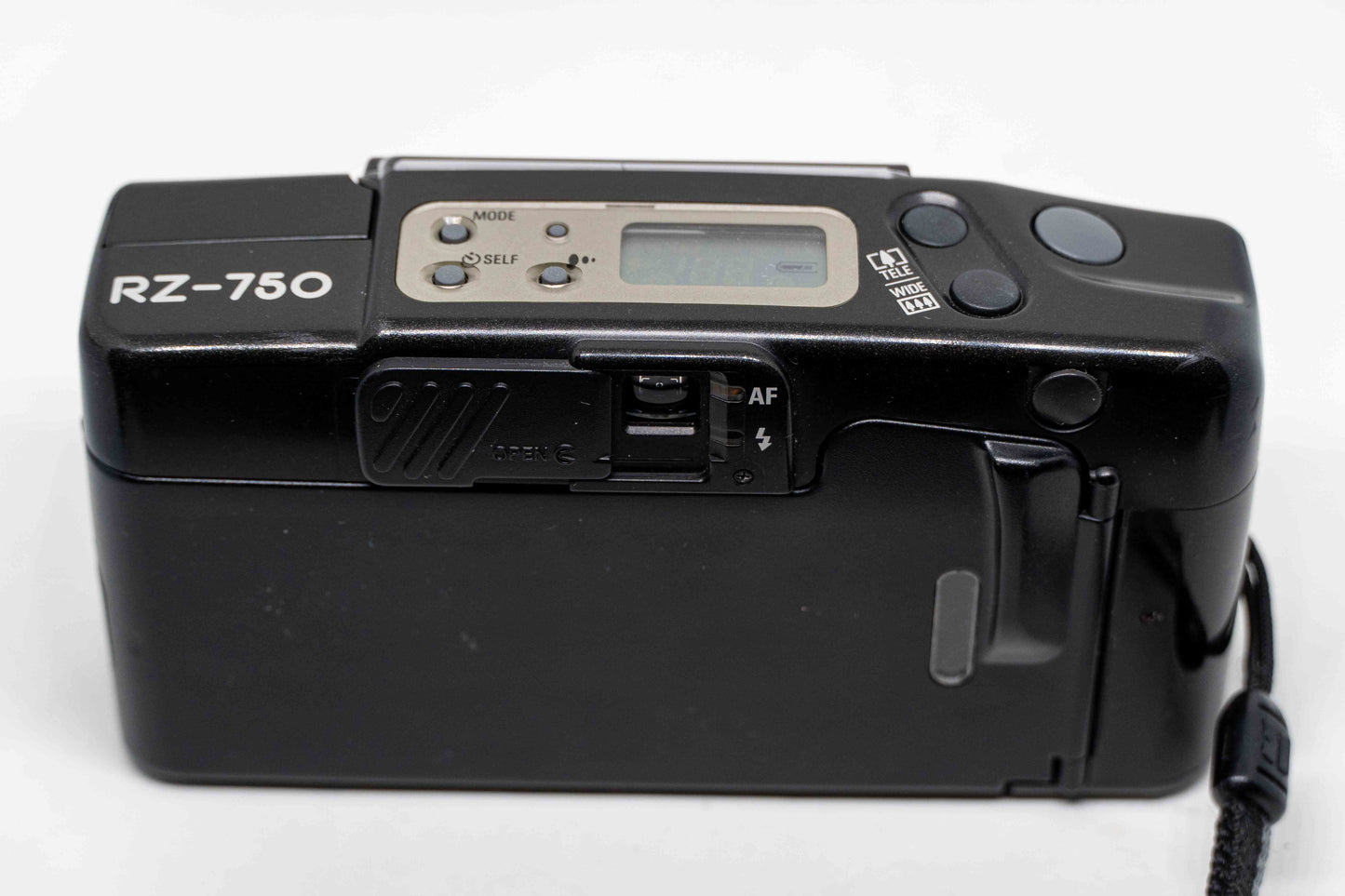 Ricoh RZ-750 35mm Film Camera – Retro Zoom Point and Shoot