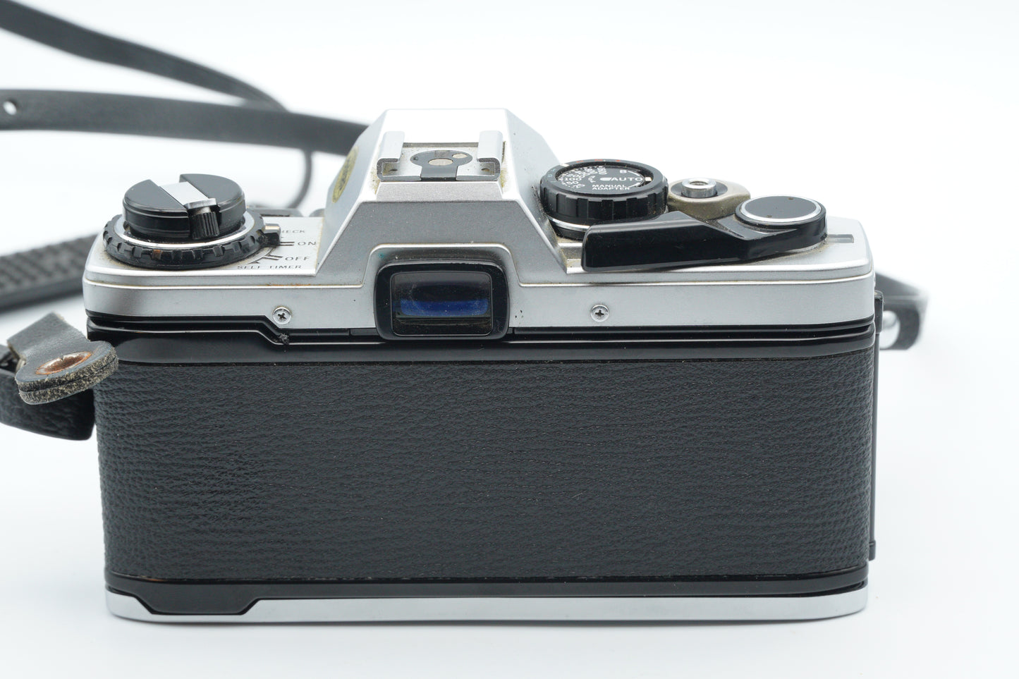 Olympus OM-10 + Zuiko 50mm f/1.8 + Manual Adapter – 35mm Film SLR