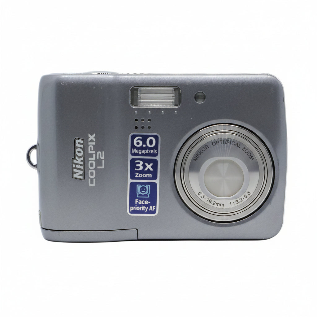 Nikon Coolpix L2 camera on a white background