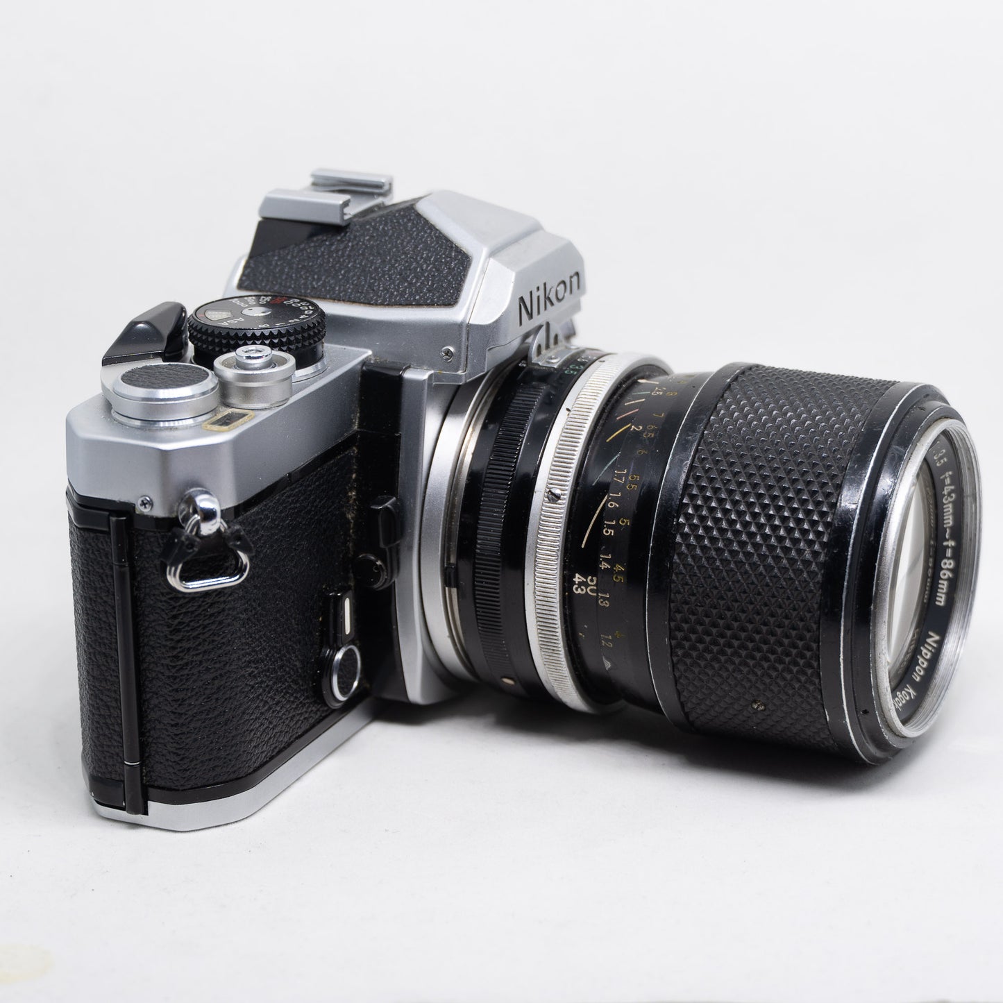 Nikon FM – 35mm SLR Film Camera with Zoom Lens