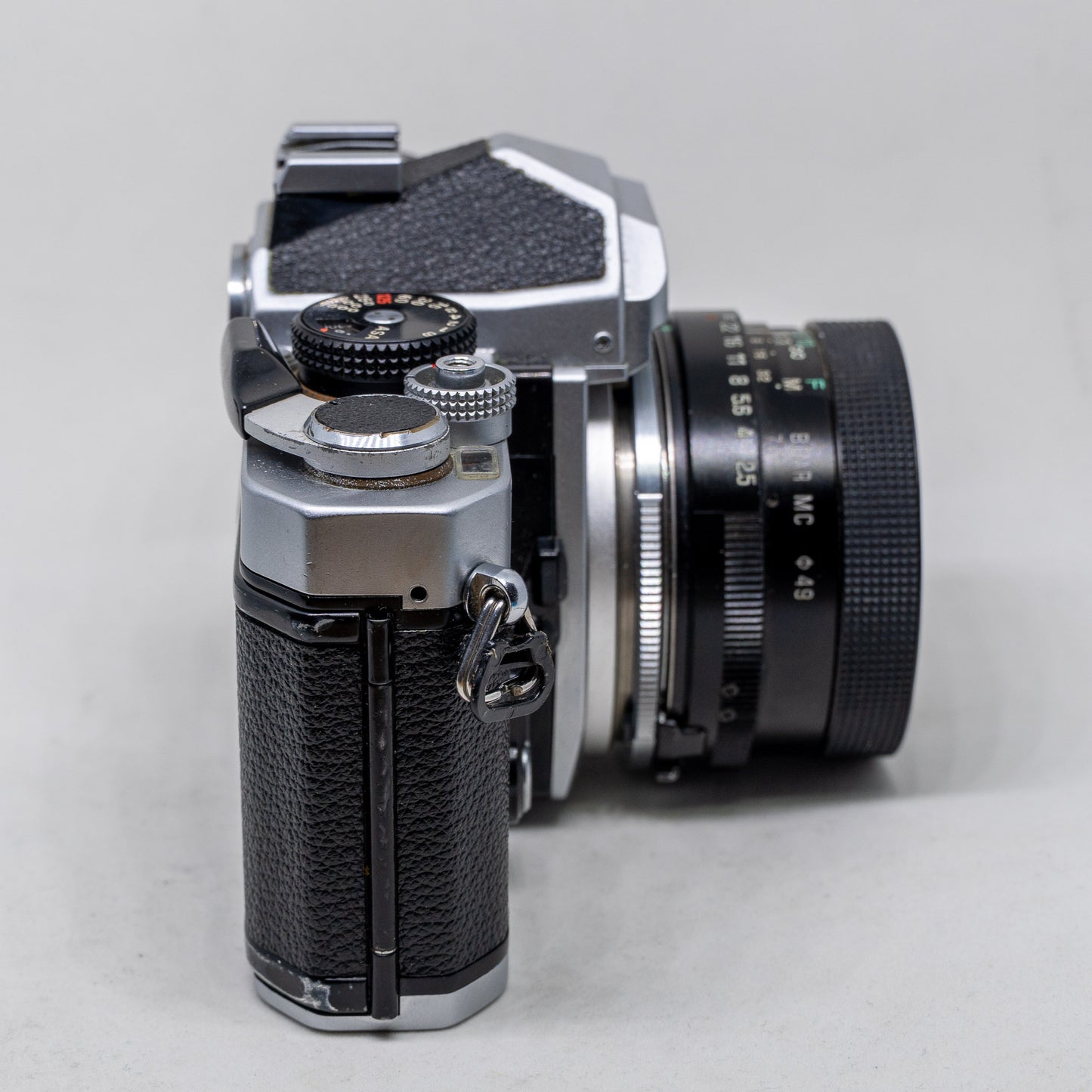Nikon FM + Tamron 28mm f/2.5 Adaptall-2 – 35mm SLR (Made in Japan)