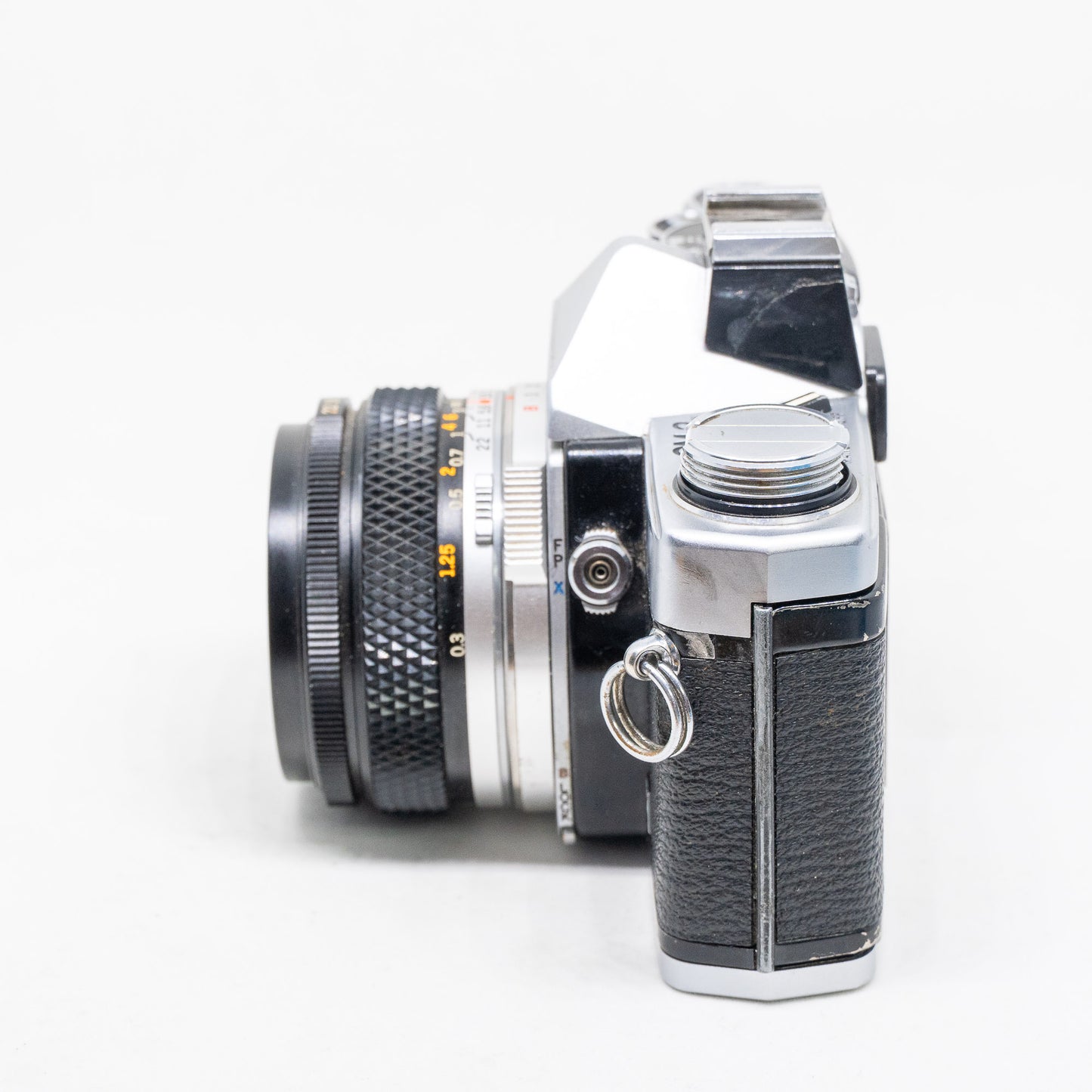 Olympus OM-2N with Zuiko 28mm f/2.8