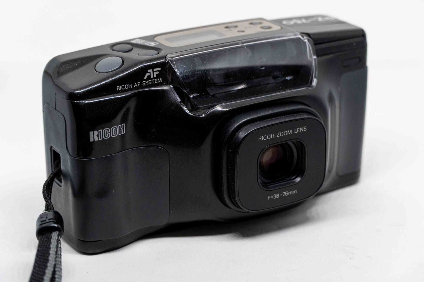 Ricoh RZ-750 35mm Film Camera – Retro Zoom Point and Shoot