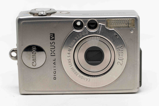 Canon Digital IXUS V2 CCD digital camera